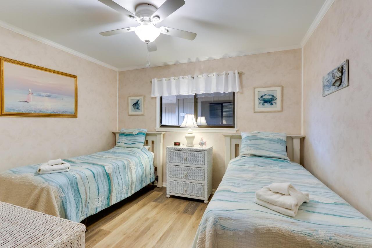 Hilton Head Condo With Balcony And Pool, Walk To Beach Hilton Head Island Exterior foto